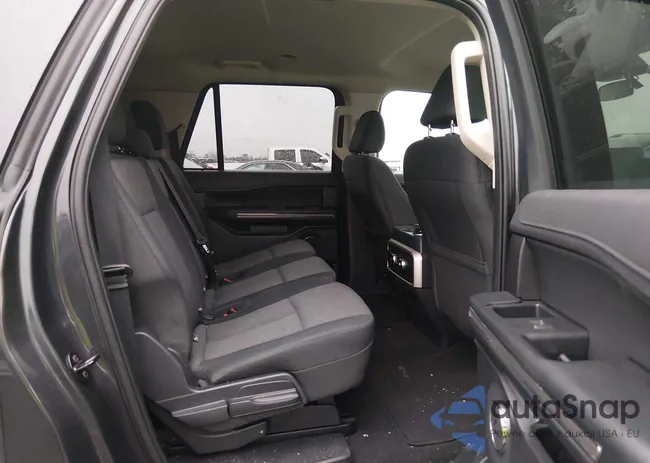 1FMJK1H81REA60041: 44332345