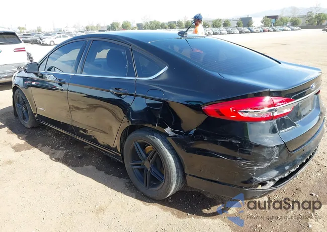 3FA6P0LU7JR225172: 44332352