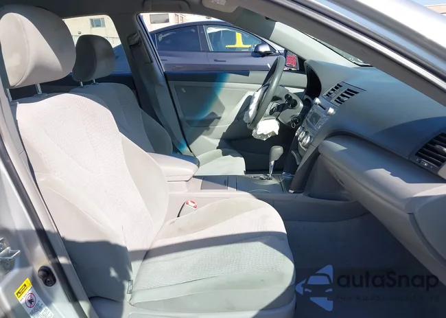 4T1BF3EK0BU118527: 44332373