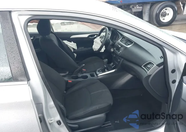 3N1AB7AP0JY276482: 44332404