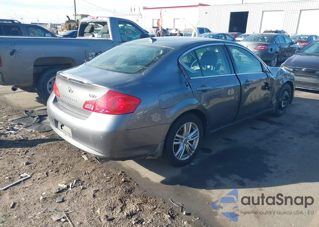 JN1CV6AR4CM681987: 44332446