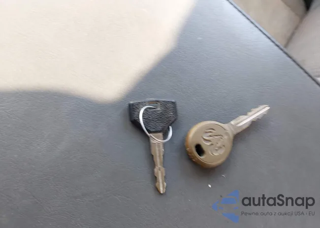 1D7HU18247S116759: 44332454