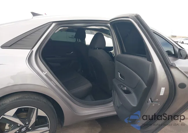 KMHLS4AG6PU431709: 44332467