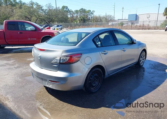 JM1BL1U77D1703933: 44332476