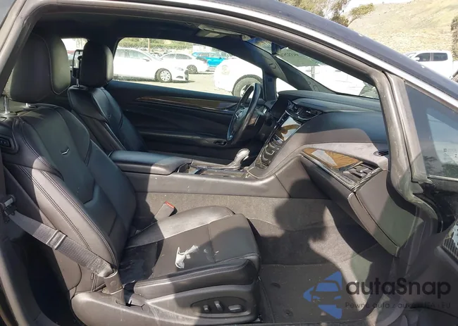 1G6RR1E41EU600379: 44332570