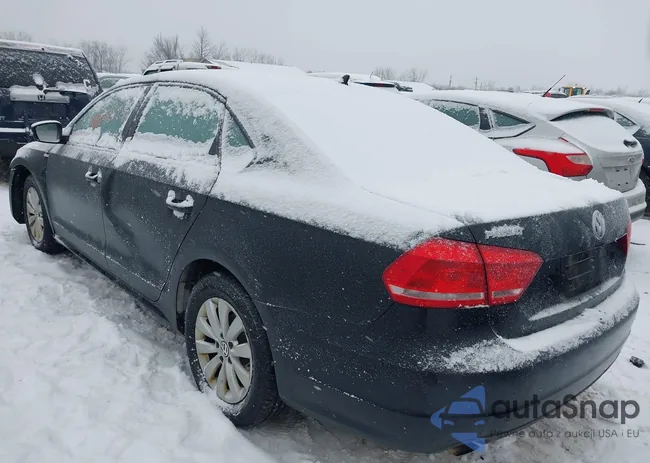 1VWAT7A36FC006323: 44331576