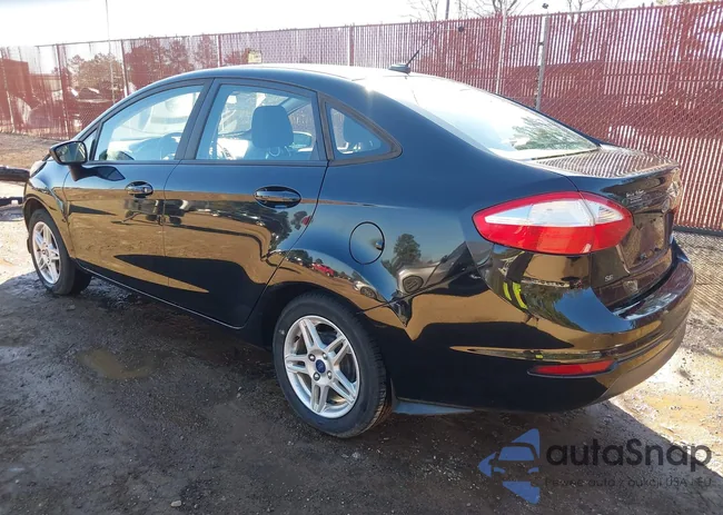 3FADP4BJ6JM117158: 44331643