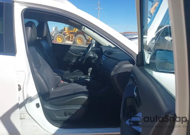 5N1AT2MT3KC831811: 44331682