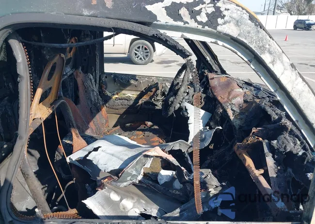 1FTYR14V4XPA78352: 44331702