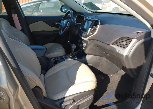 1C4PJLDS9FW732397: 44331812