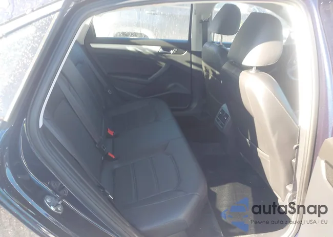 1VWBH7A33DC143125: 44331834