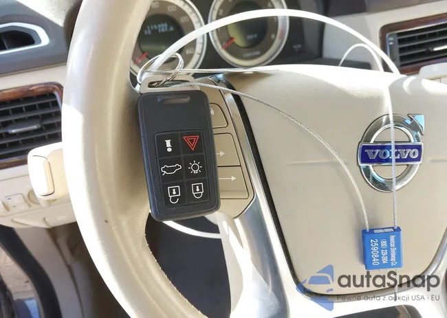 YV1952AS9D1167018: 44331877