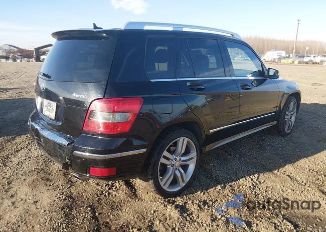 WDCGG8HB7CF762123: 44331899