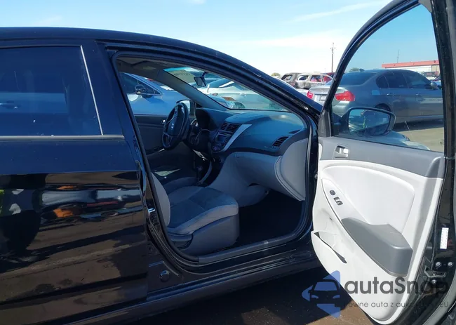 KMHCT4AE7GU016622: 44331908