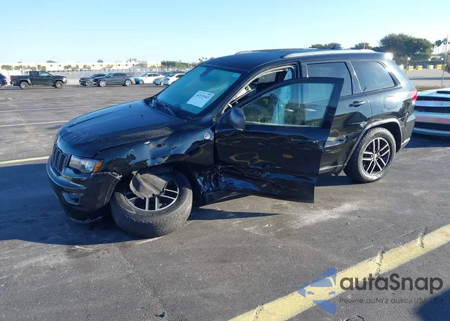 1C4RJFLG0JC337543: 44331943