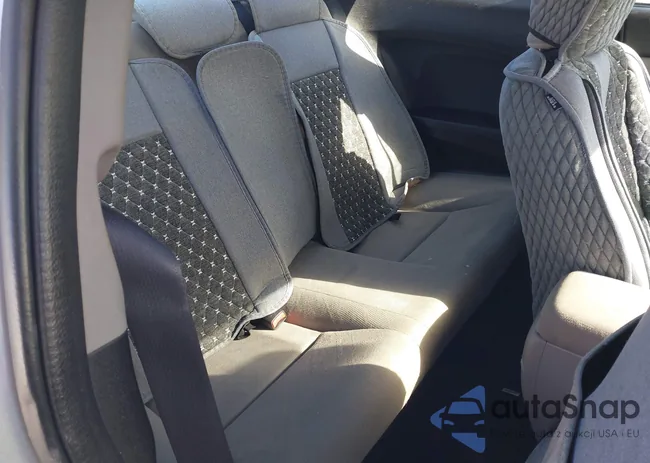 2HGFG3B52DH523121: 44332965