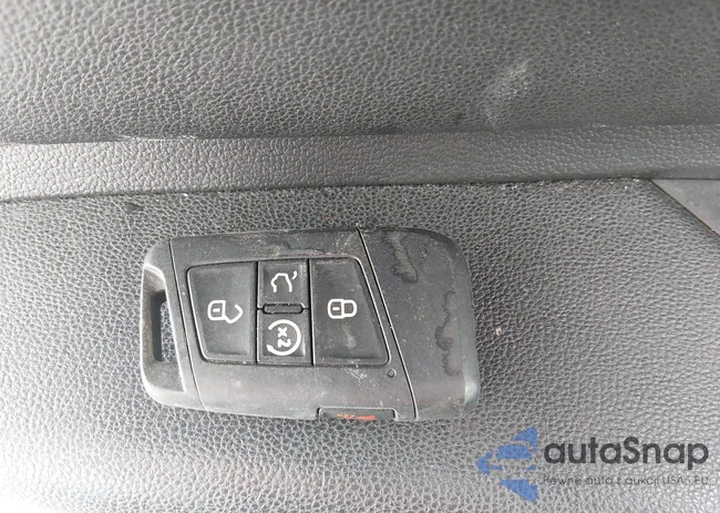 3VWCB7BU6LM054451: 44332986