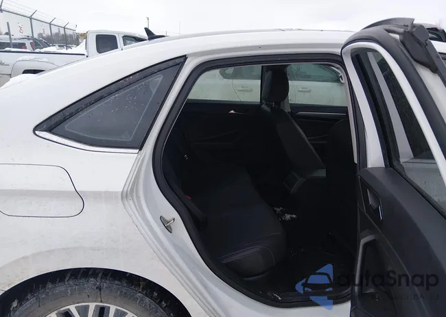 3VWCB7BU6LM054451: 44332986