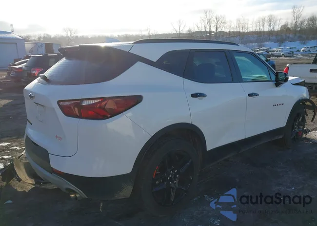 3GNKBJRS8MS514861: 44332988