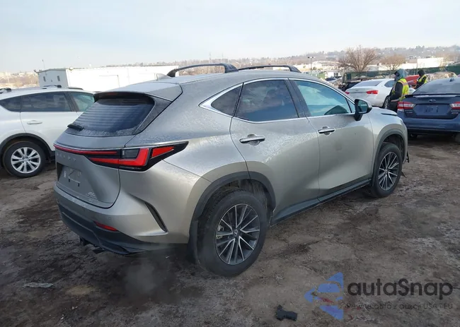 2T2GKCEZ3RC024051: 44333034