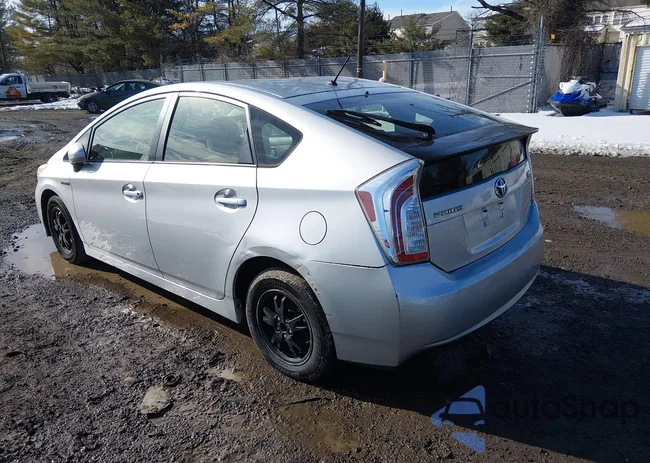 JTDKN3DU8D5585007: 44333039