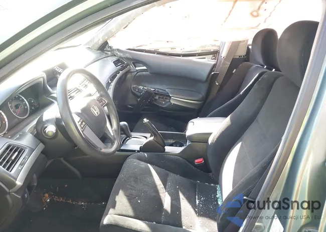 1HGCP267X8A105032: 44333086