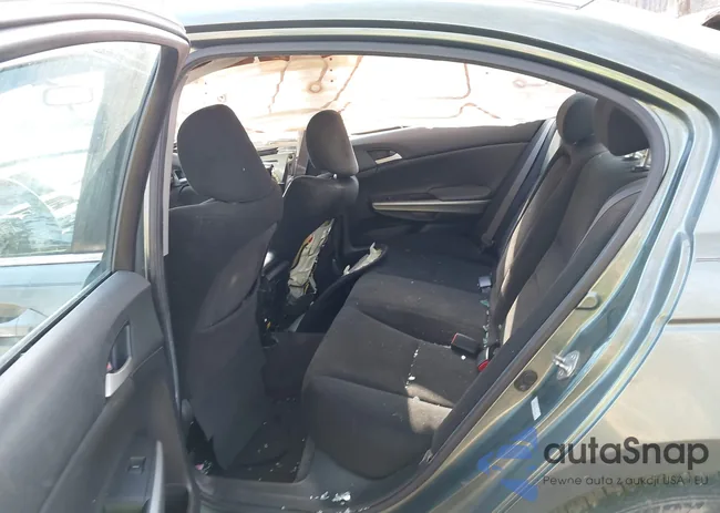 1HGCP267X8A105032: 44333086