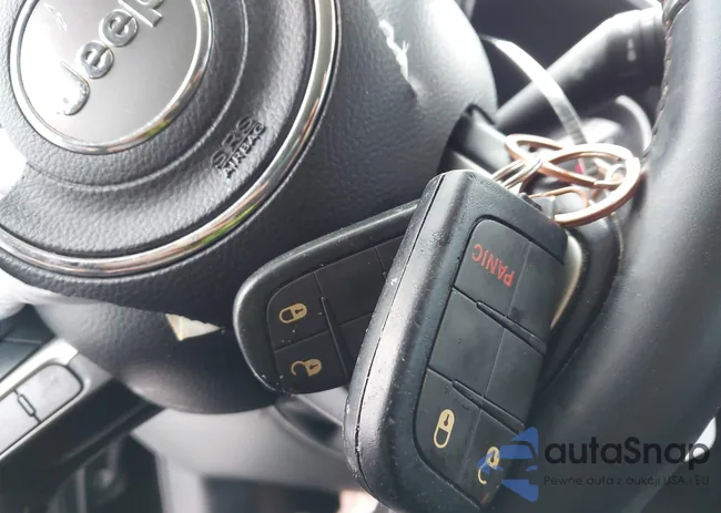 3C4NJDBB8LT251817: 44333088