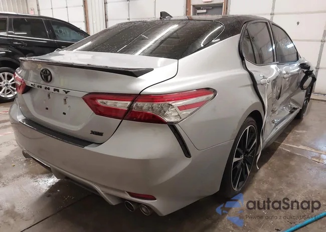 4T1B61HK4KU201801: 44333171