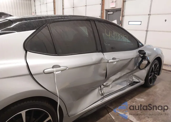 4T1B61HK4KU201801: 44333171