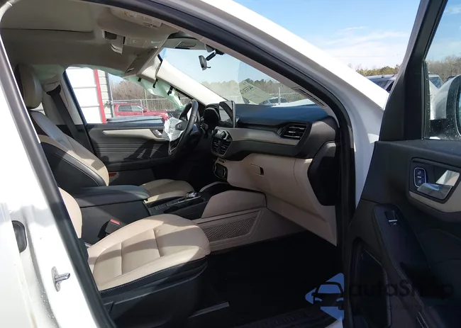 1FMCU9H63MUA61237: 44333178