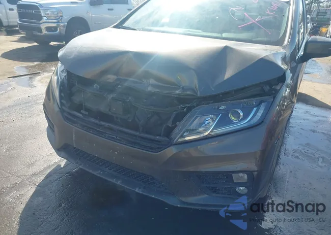 5FNRL6H78JB100918: 44333193