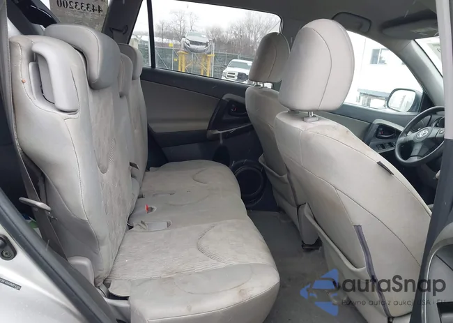 2T3BF4DV0AW074469: 44333200