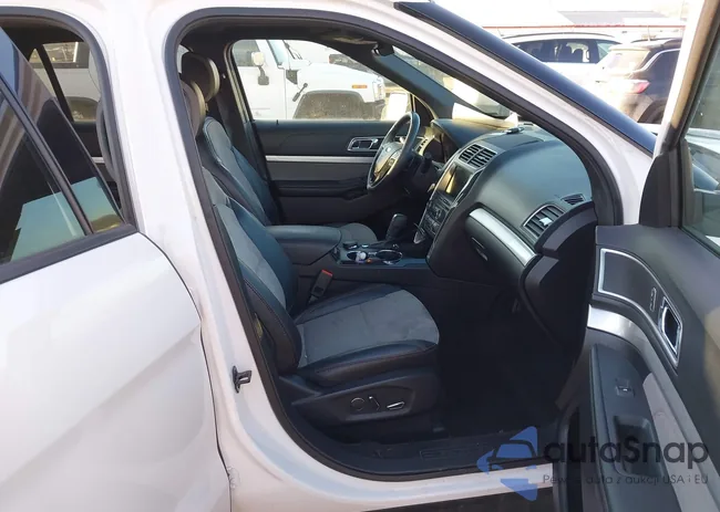 1FM5K8DH7HGC21530: 44333238