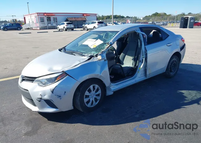 2T1BURHE3EC084832: 44333353