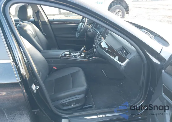 WBA5A7C58FD620774: 44333356