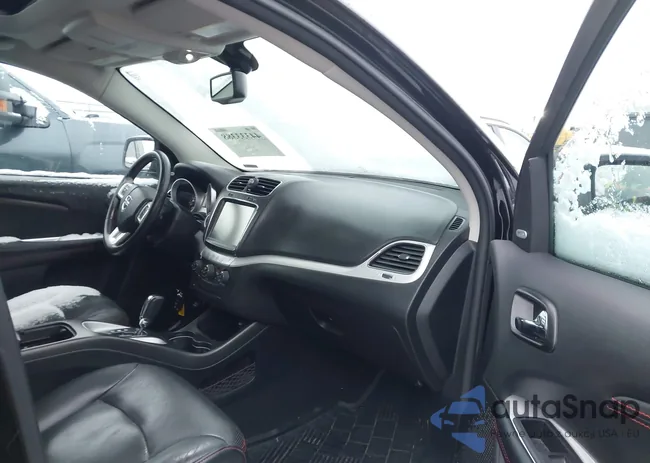 3C4PDCEG0HT683911: 44333388