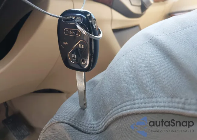 1HGCP3F84CA018945: 44333442