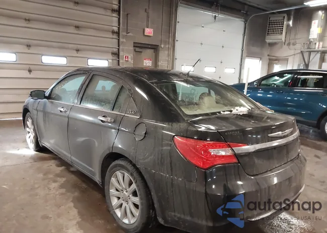 1C3CCBCG2DN743815: 44333446