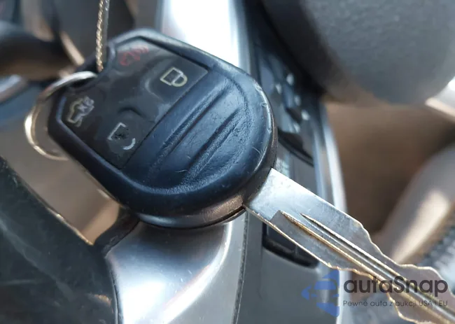 1ZVBP8CF1E5247683: 44333542