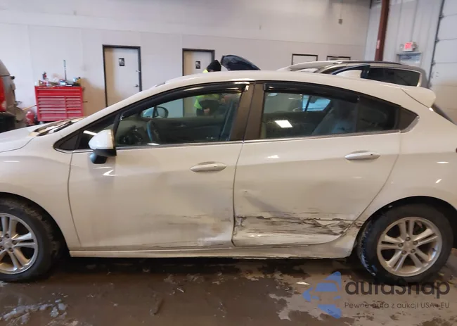 3G1BE6SM3HS614681: 44333550