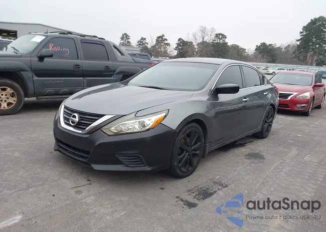 1N4AL3AP1HC185426: 44332706