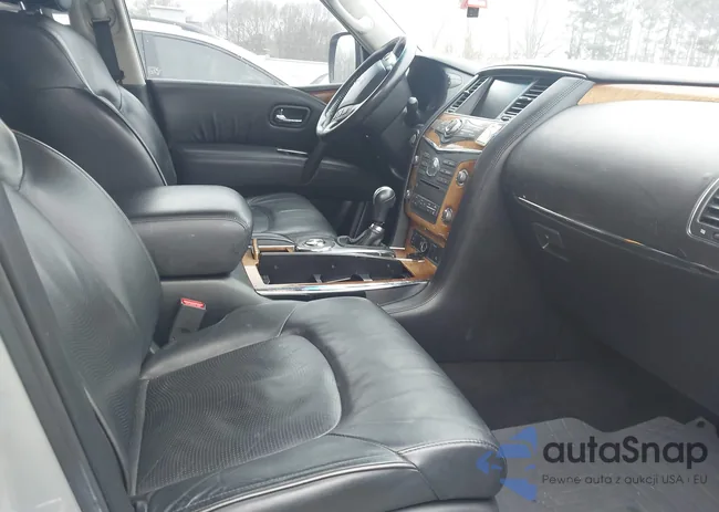 JN8AZ2NF1B9502120: 44332709