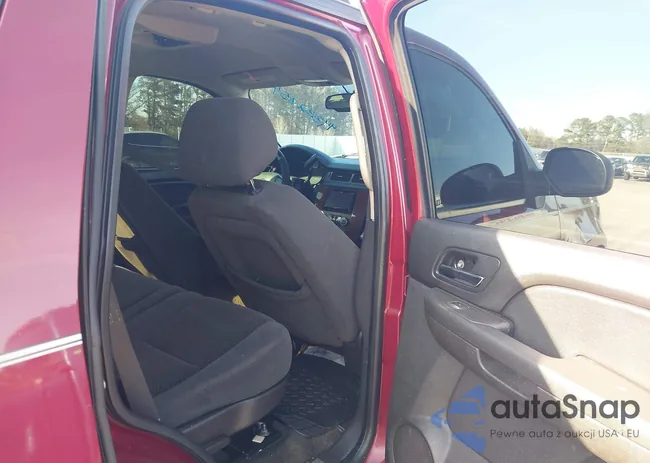 1GNFC130X7R247493: 44332754