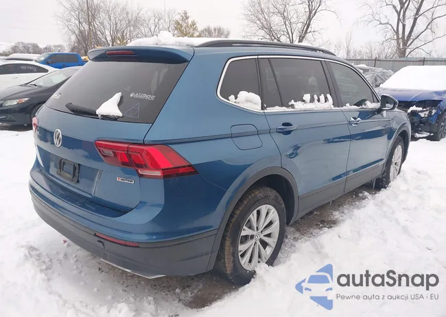 3VV2B7AX3KM083903: 44332842