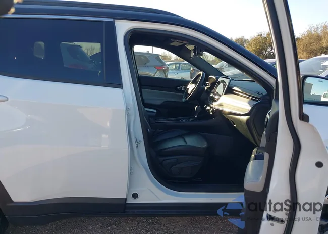 3C4NJDCN1RT609504: 44334086