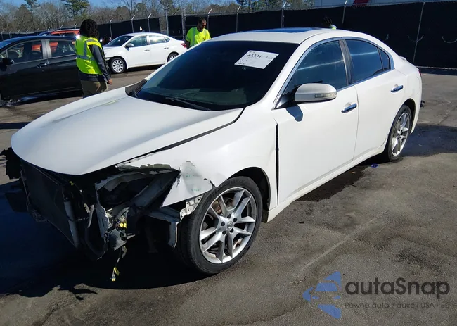 1N4AA5AP5BC851440: 44334094