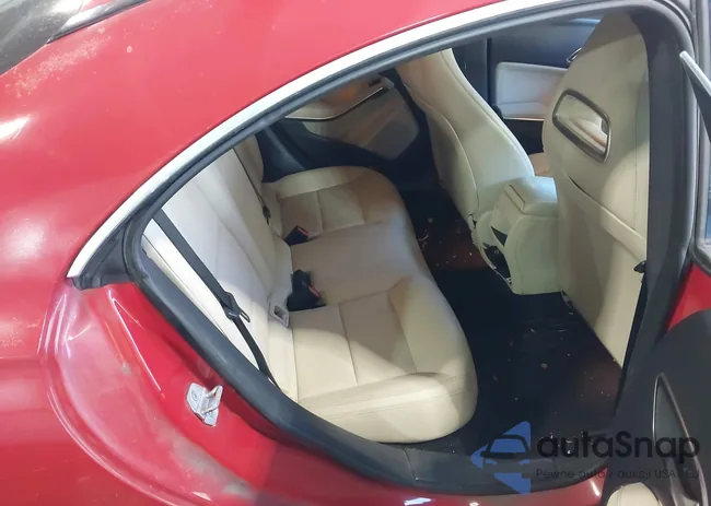 WDDSJ4EB6EN053356: 44334102