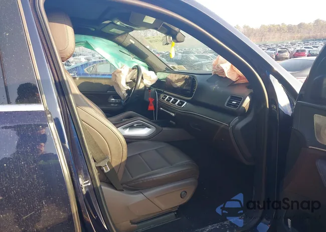 4JGFB4KB9NA595230: 44334158