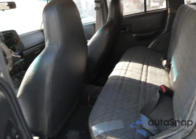 1J4FF68S6XL662914: 44334200